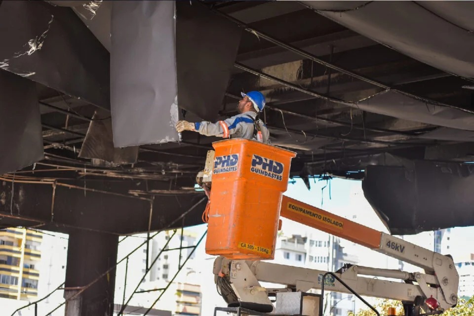 QR Codes em placas vão mostrar andamento de obras públicas em Goiás