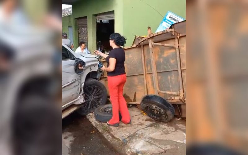 Dono de bar fica ferido em acidente no perímetro urbano de Goiânia