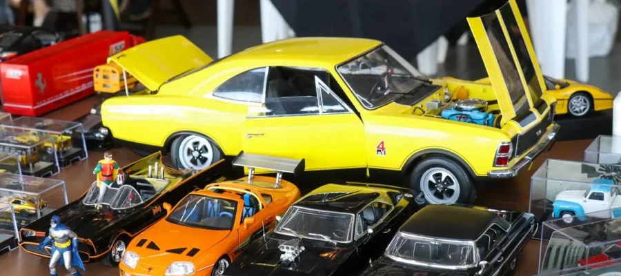 Encontro de colecionismo reúne miniaturas e campeonato de customização em Goiânia