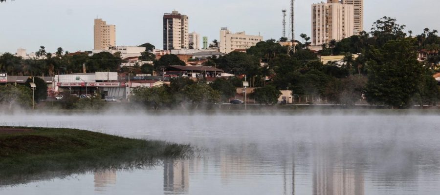 Frente fria muda o tempo e provoca queda nas temperaturas em Goiás