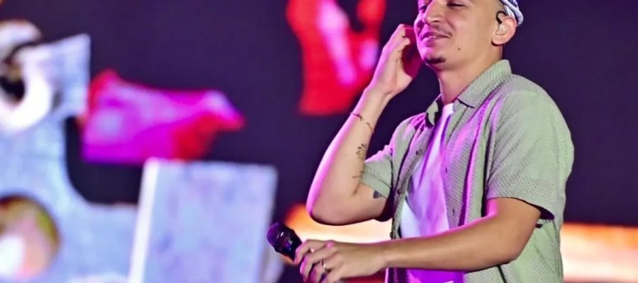 João Gomes encerra Arraiá do Bem e comenta Grammy Latino e encontro com Roberto Carlos