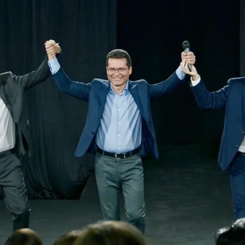 Flávio Bolsonaro confirma Gayer e Oséias Varão como pré-candidatos ao Senado em Goiás