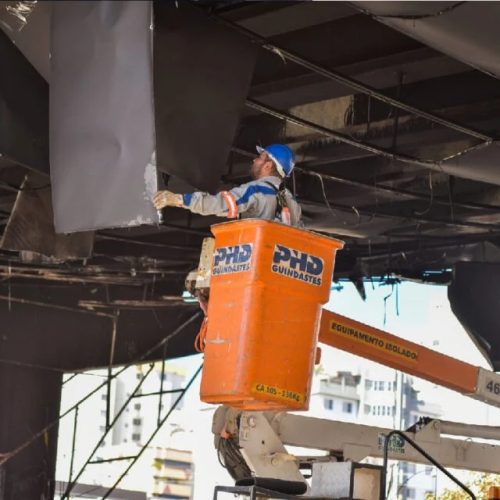 QR Codes em placas vão mostrar andamento de obras públicas em Goiás