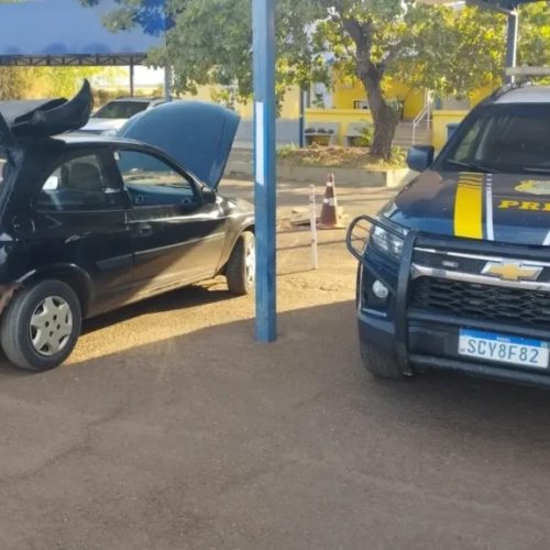 52 kg de maconha são encontrados escondidos em carro na BR-153, em Uruaçu