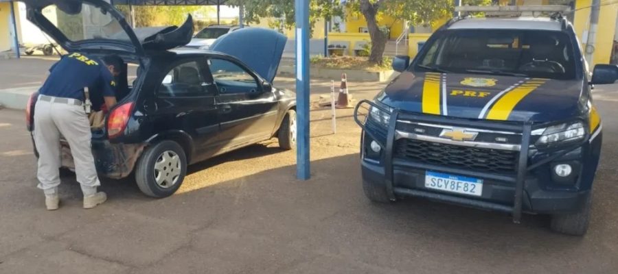 52 kg de maconha são encontrados escondidos em carro na BR-153, em Uruaçu