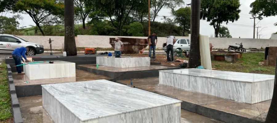 Túmulos de vítimas do Césio-137 passam por reforma em Goiânia às vésperas do Dia de Finados